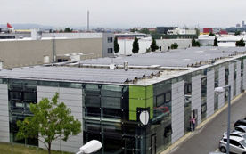 Die Installation auf dem Dach des TELE-Haase-Firmengebäudes deckt 25 % des Energieverbrauchs.